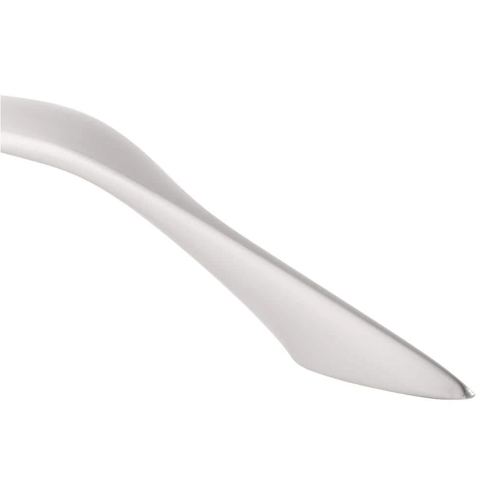 Richelieu Hardware Niagara Collection 5-1/16 in. (128 mm) Center-to-Center Brushed Nickel Contemporary Drawer Pull 6 Richelieu Hardware Niagara Collection 5-1/16 in. (128 mm) Center-to-Center Brushed Nickel Contemporary Drawer Pull - Image 4